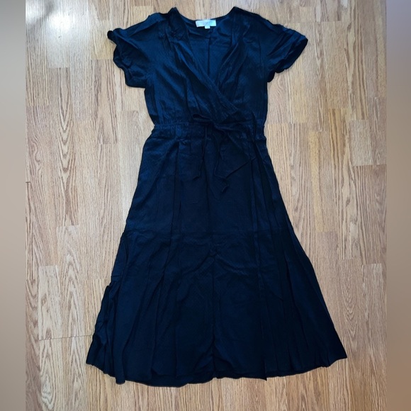 LOFT Dress - Picture 2 of 5